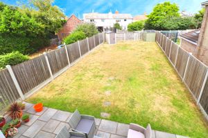 BIRCH AVENUE- click for photo gallery